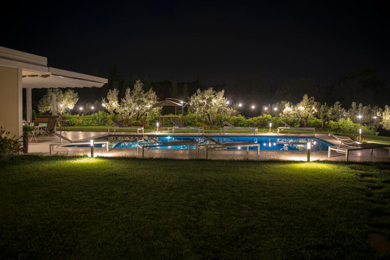 Giuliveto Bed And Breakfast Φολίνιο Εξωτερικό φωτογραφία